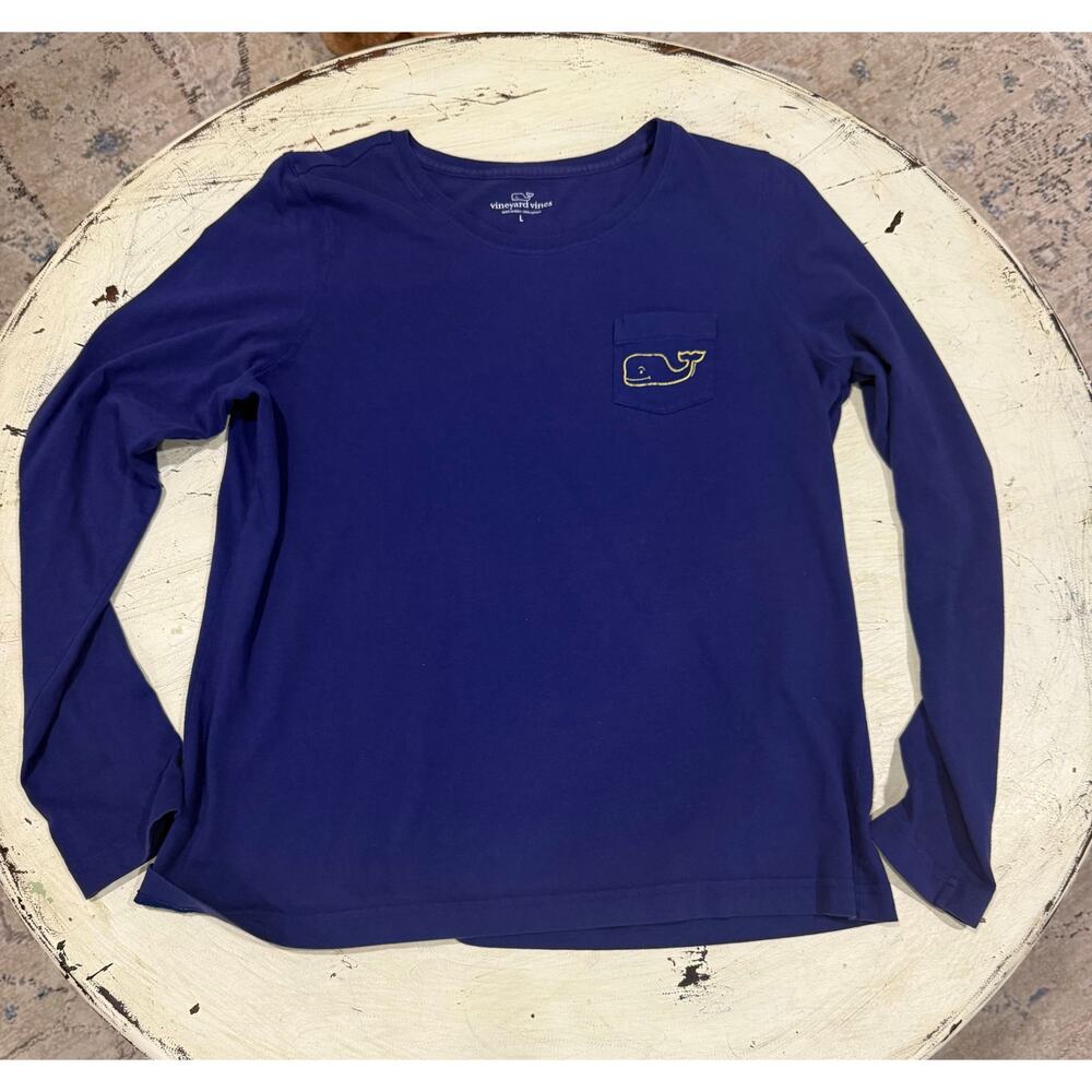Vineyard Vines Long Sleeve Pocket Tee Women Size L Blue Yellow Whale Graphic - Picture 1 of 10